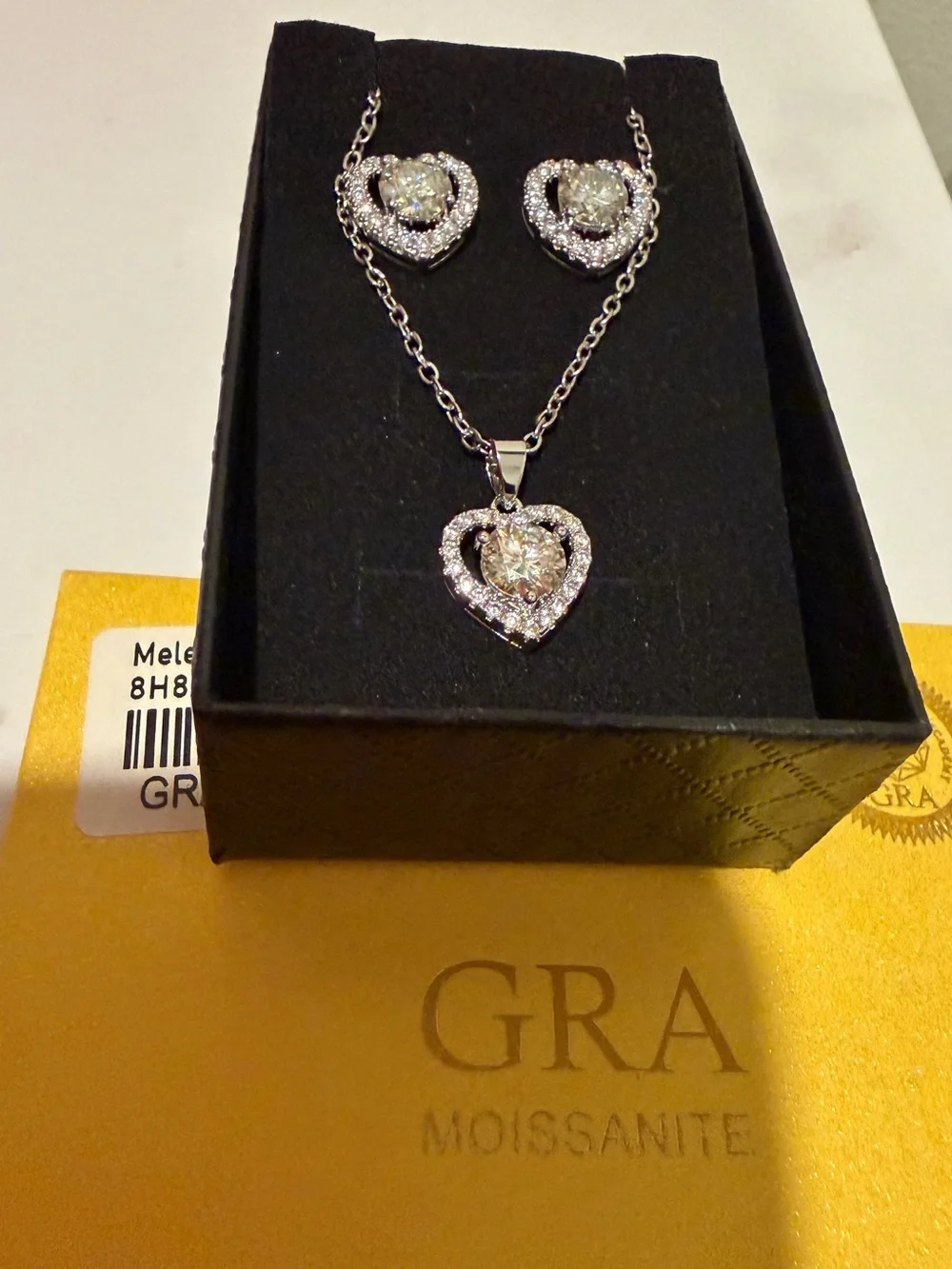 GRA MOISSANITE Certified-Heart Pendant Necklace and Stud Earrings NWB